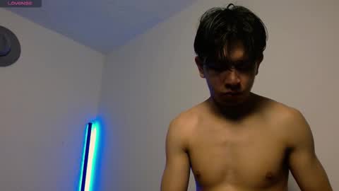 Adrian  Chlloe online show from December 16, 1:34 am