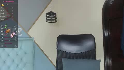 Snapshot of kilian_xx chatting on December 28, 12:03 pm Kilian xxx online show from December 28, 12:03 pm