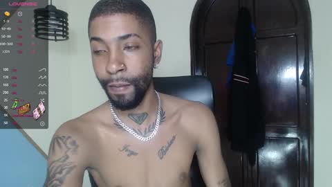 Snapshot of kilian_xx chatting on January 21, 12:24 pm Kilian xxx online show from January 21, 12:24 pm