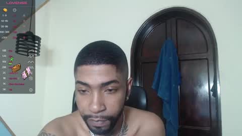 Snapshot of kilian_xx chatting on December 7, 12:24 pm Kilian xxx online show from December 7, 12:24 pm
