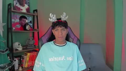 ISAAC online show from December 31, 11:06 pm
