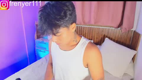 king  help me reach 100 likes online show from April 18, 2:35 am