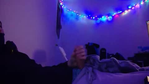 kingbat162 online show from December 5, 3:41 pm