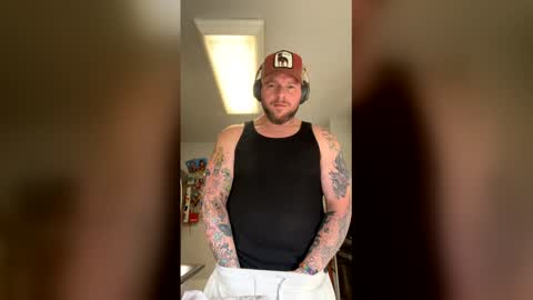 kingcali420_ online show from February 24, 8:09 pm