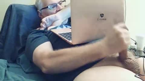Snapshot of kingtongue10 chatting on September 23, 11:37 pm kingtongue10 online show from September 23, 11:37 pm