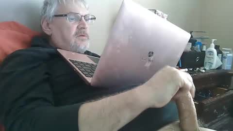Snapshot of kingtongue10 chatting on January 22, 7:24 pm kingtongue10 online show from January 22, 7:24 pm