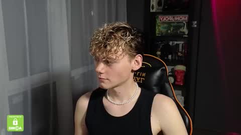 Kirill and Andrey online show from October 23, 12:03 am