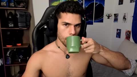 Jacob online show from November 18, 4:05 am