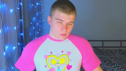 Vlad online show from December 14, 1:23 am