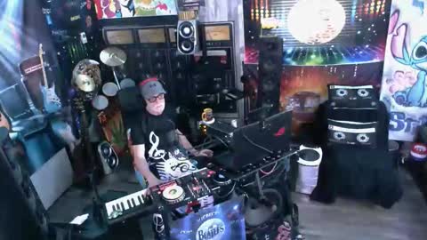 kiveuxmakeu online show from January 16, 5:59 pm