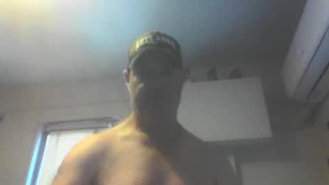 kiwiguy19773 online show from January 17, 11:17 pm