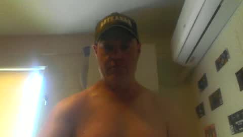 kiwiguy19773 online show from March 10, 12:18 am