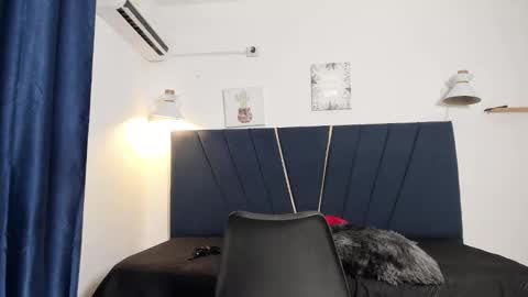 kleiver_cum18 online show from February 28, 9:25 pm