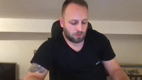 hugo online show from October 22, 12:24 am