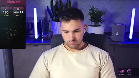 Sweet boy online show from December 29, 9:50 am