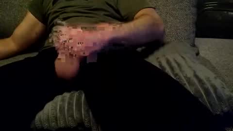 Snapshot of koelie1982 chatting on January 22, 1:10 am koelie1982 online show from January 22, 1:10 am