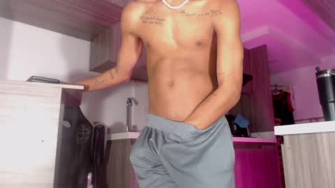 Snapshot of koljei_ chatting on September 30, 5:57 am JEI Independent Model online show from September 30, 5:57 am