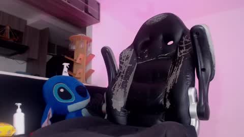 Snapshot of koljei_ chatting on September 27, 9:56 pm JEI Independent Model online show from September 27, 9:56 pm