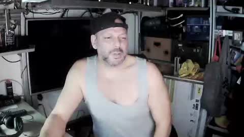 Kosta online show from February 28, 7:03 pm