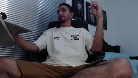 kratoswolf online show from February 20, 7:48 pm