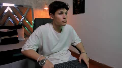 Kraven online show from November 20, 3:17 am