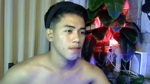 kritthanarkorn online show from January 17, 5:49 pm