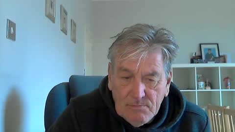 kubix29 online show from October 3, 12:43 pm