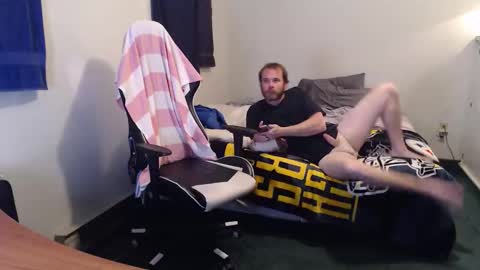 Kuggy online show from December 15, 11:57 pm