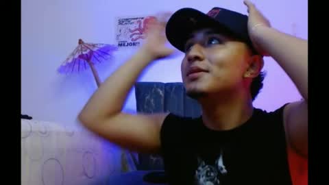 kyroestrada online show from March 6, 6:49 pm