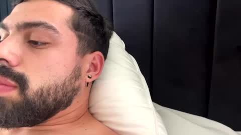 labrador16 online show from October 5, 8:46 pm