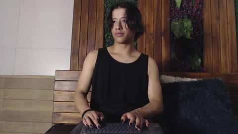 labrinthteasing online show from October 18, 8:03 pm