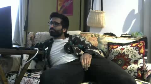 Snapshot of ladex96 chatting on December 4, 4:49 pm Ali online show from December 4, 4:49 pm