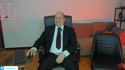 lajose52 online show from April 17, 7:38 pm