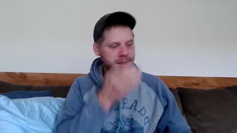 Lance online show from October 21, 3:04 pm