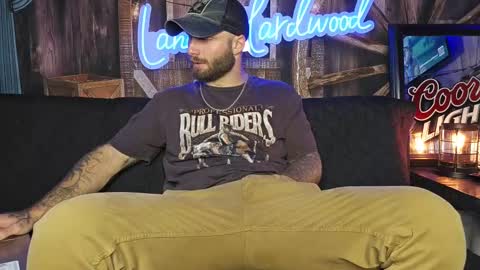 Snapshot of lancehardwood222 chatting on September 21, 12:11 am LANCE online show from September 21, 12:11 am