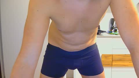 lari8989 online show from November 12, 4:35 pm