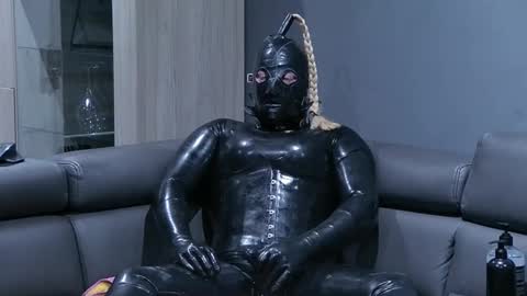 latex boy 38 online show from February 8, 6:55 pm