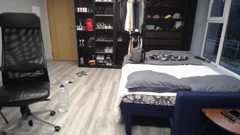 sam online show from December 15, 4:26 pm