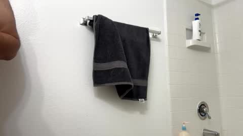 latinoforasian online show from January 6, 10:19 am