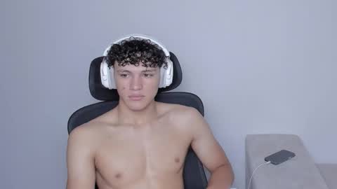 Laureent online show from September 20, 6:52 pm