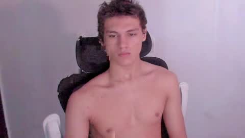 Laureent online show from April 4, 1:52 pm