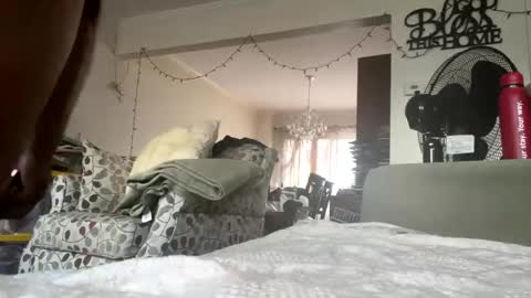 lawrencegreg106 online show from October 20, 9:41 pm