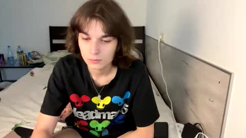 Snapshot of lazydarkknight chatting on September 21, 1:22 pm Alex online show from September 21, 1:22 pm