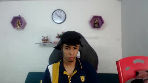 leam_1 online show from November 7, 9:51 pm