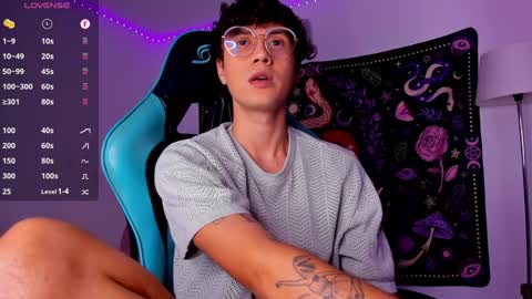 leaneseb online show from December 23, 6:27 pm