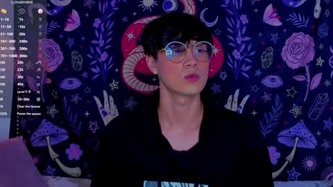 leaneseb online show from December 6, 4:25 am