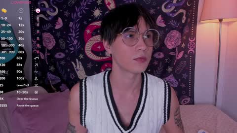 leaneseb online show from January 9, 2:18 pm