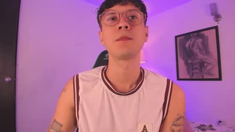 leaneseb online show from October 2, 3:43 am