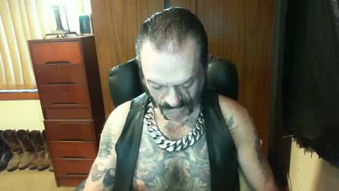 leathergreaser online show from February 2, 7:35 pm