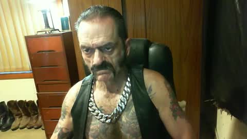 leathergreaser online show from February 9, 7:41 pm